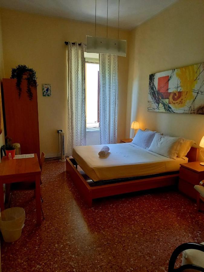 Colosseo B&B ローマ エクステリア 写真