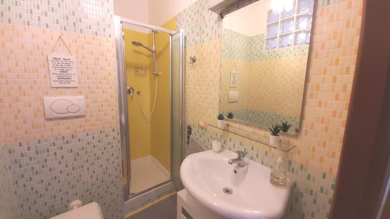 Colosseo B&B ローマ エクステリア 写真