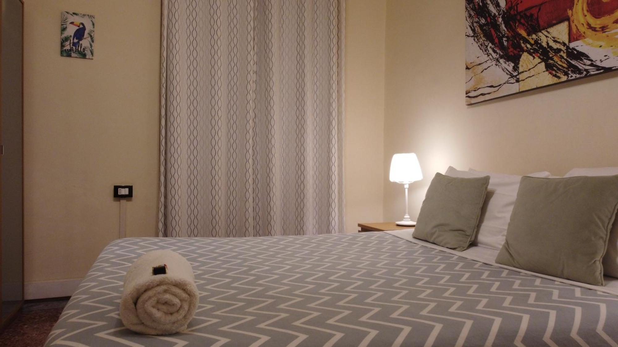 Colosseo B&B ローマ エクステリア 写真